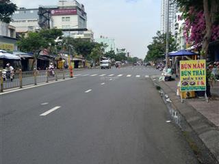 Mặt tiền lý chiêu hoàng. p10.q6.giá 17.9 tỷ