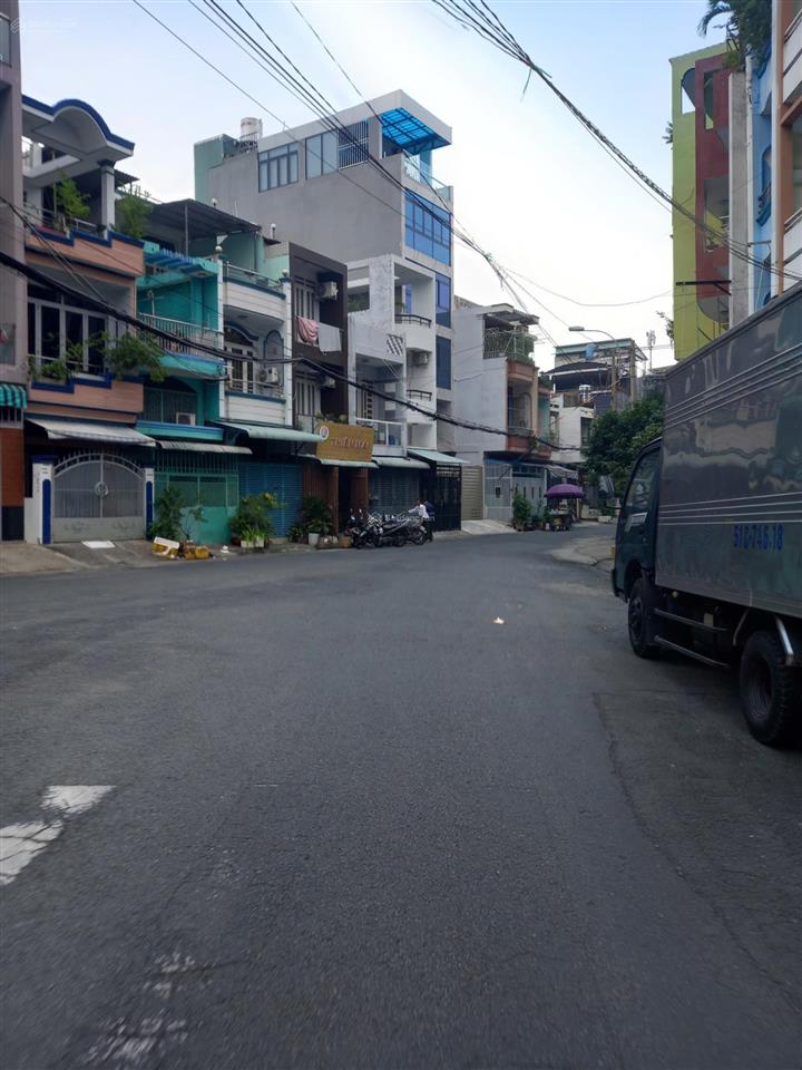 Chỉ 12.7 tỷ sở hữu nhà 6 tầng mt kdc bình phú 1. p11.q6.