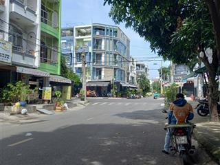 Bán nhà đường 23 bình phú.p10.q6. giá 17.8 tỷ.