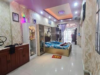 Chính chủ bán gấp nhà mt đường minh phục. p5.q6. giá 18 tỷ