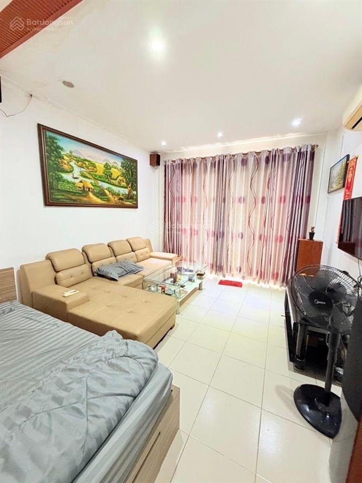 Chính chủ bán gấp. nhà hxh lý thái tổ. p10.q10. giá 11.2 tỷ