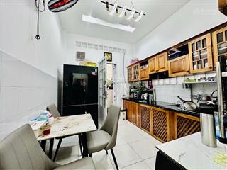 Bán nhà hxh tô hiến thành.p14.q10. lô góc. giá 9.95 tỷ