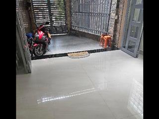 Tặng full nội thất. nhà hẻm 666. giá 17.5 tỷ. đường 3.2. p14. q10