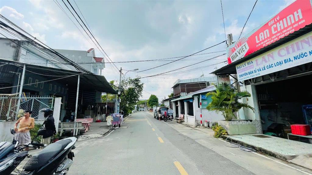 Án xưởng lô góc 2 mặt tiền  tân hiệp 8  hóc môn. giá 7.2 tỷ