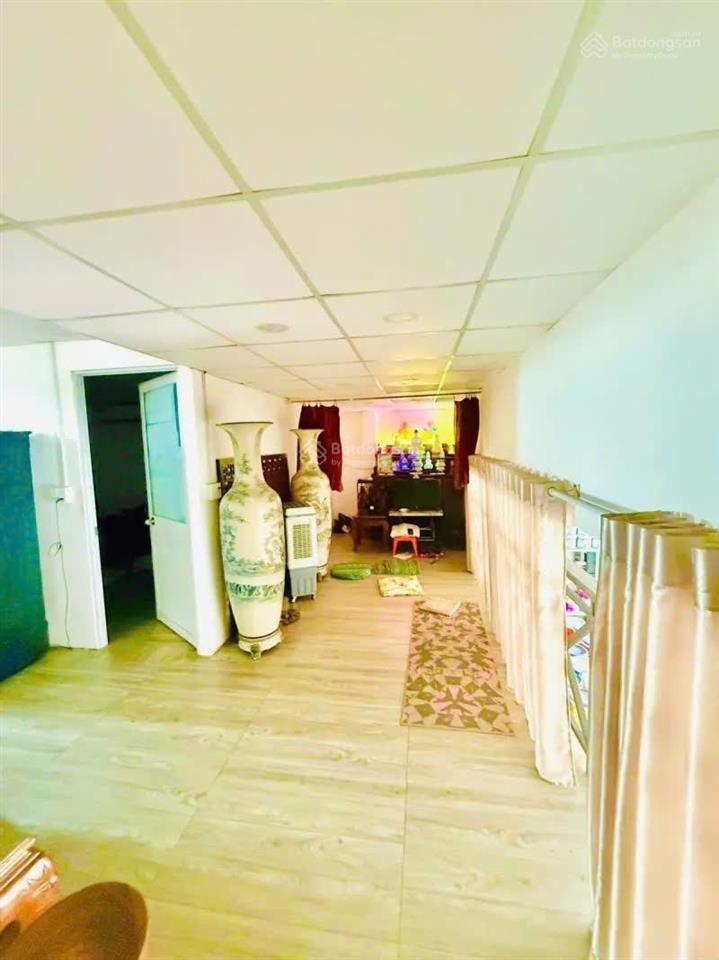 Tài sản mặt tiền hiếm  đường đặng thúc vịnh ngang 10m dòng tiền 600tr/năm