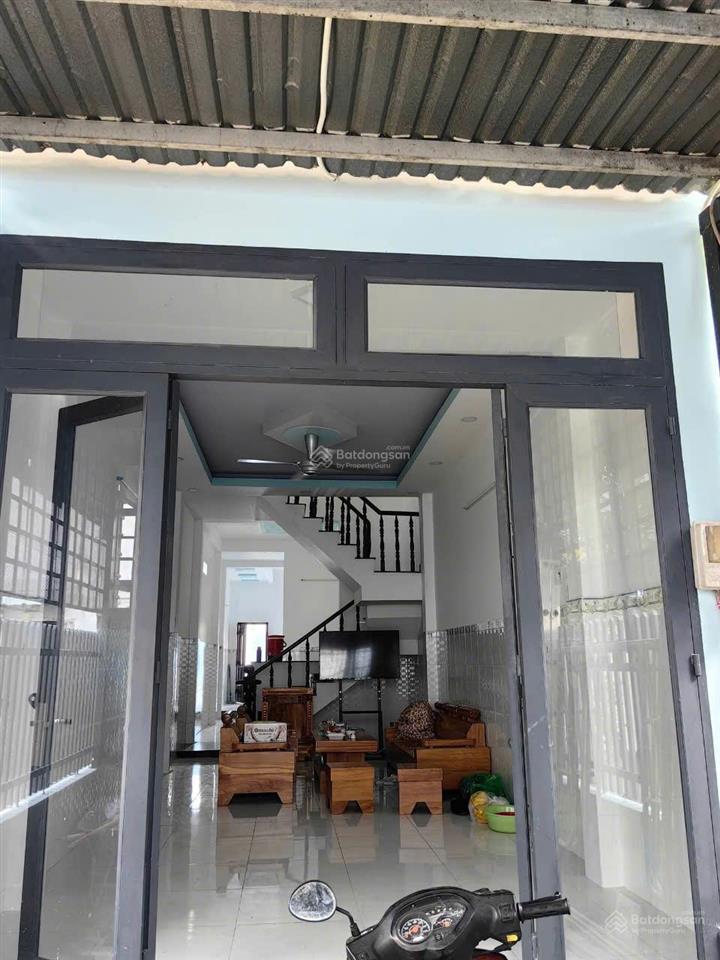 Nhà 2 tầng  gần mặt tiền trần thị bốc  81m  ô tô đỗ cửa  chỉ 4 tỷ