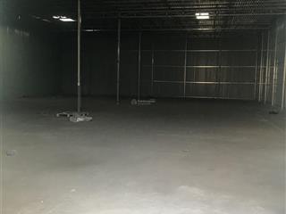 Cho thuê kho xưởng quốc lộ 1a, bhh b, bình tân diện tích 400m2 giá 25 tr có sẵn cẩu trục ba lan