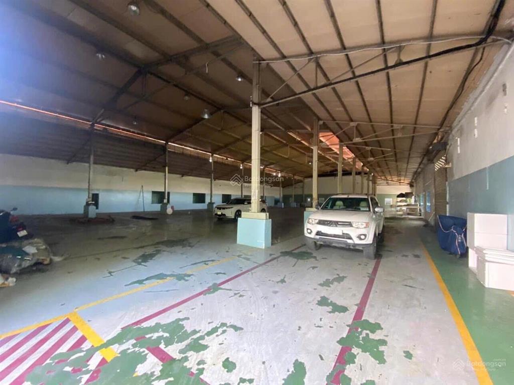 Cho thuê kho xưởng đường ql1a, tân thới nhất, q12 diện tích 1270m2 giá 105 tr dg xe công 24h