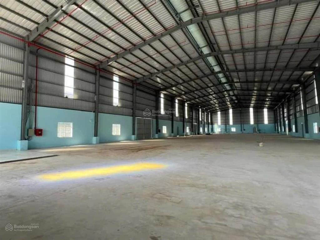 Cho thuê kho xưởng đường ql1a , tân thới nhất q12 diện tích  1270m2 giá  105 tr dg xe công 24h