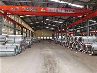 Cho thuê kho xưởng dg quốc lộ 1a bình hưng hoà bình tân dt 1500 m2 giá 135tr có cẩu trục 1030 tấn
