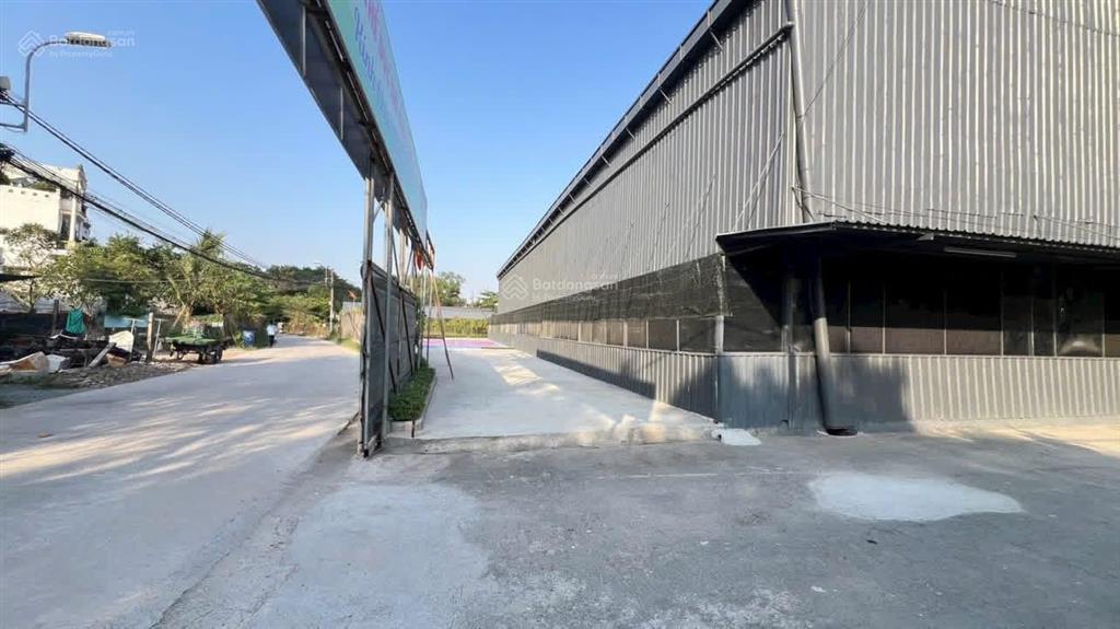 Cho thuê kho xưởng cầu vượt gò dưa tầm bình thủ đức dt 600 m2 giá 50 tr tải 10 tấn pccc