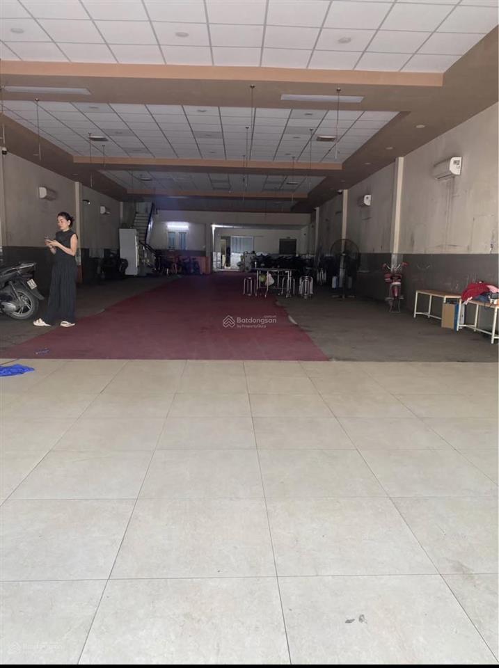 Cho thuê kho xưởng mặt tiền đg số 1 kdc vĩnh lộc bình hưng hoà bình tân dt 550 m2 1 lửng 4vp 45tr