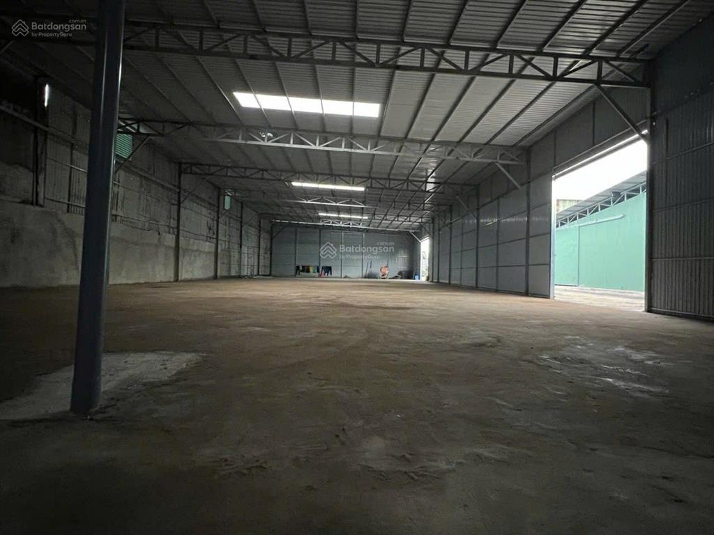 Cho thuê kho xưởng đg mã lò bình tân, diện tích 500 m2, giá 55 tr, pccc vách tường, đg xe công đêm