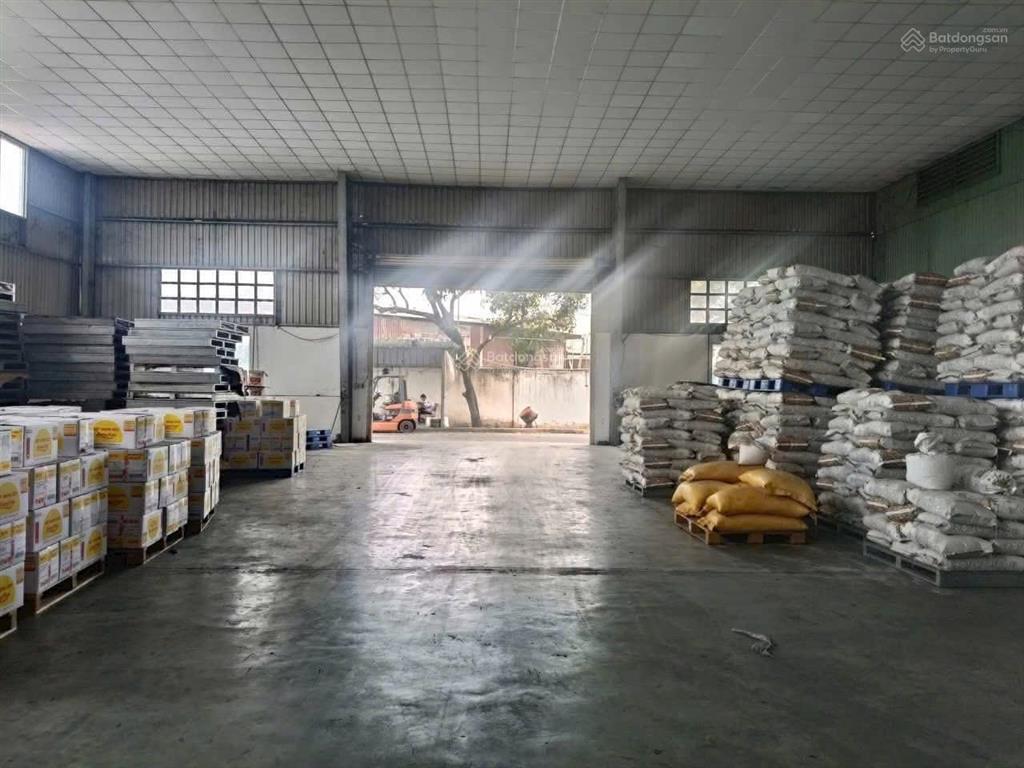 Cho thuê kho xưởng đg tây lân bình trị đông bình tân diện tích 1100m2 giá 125tr pccc vách tường