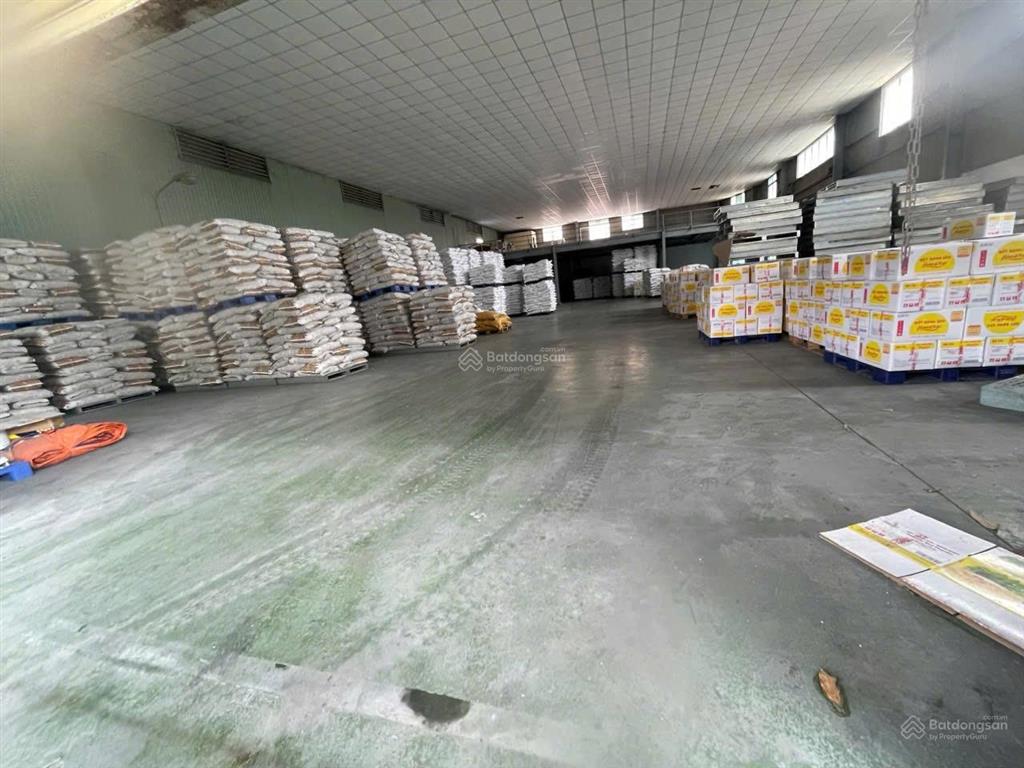 Cho thuê kho xưởng đg tây lân bình trị đông bình tân diện tích 1100m2 giá 125tr pccc vách tường