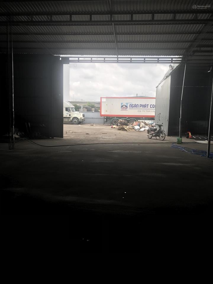 Cho thuê kho xưởng đg số 5 khu công nghiệp vĩnh lộc, bình tân, diện tích 500m2, giá 35 tr chưa vat