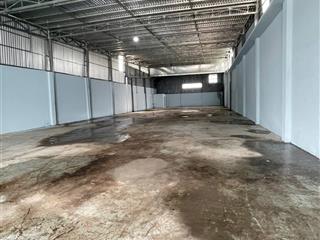 Cho thuê kho xưởng 1/ đg nguyễn văn bứa hóc môn diện tích 850 m2 giá 42 tr đg xe công đêm