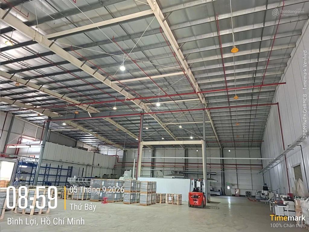Cho thuê kho xưởng kcn tân đô đức hoà long an. diện tích 2000 m2 giá 200tr chưa vat pccc dg xe công