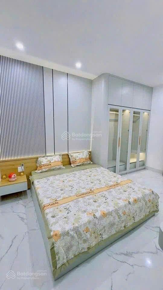 Chỉ 650tr sở hữa nhà sổ riêng hcm 1 trệt 2 lầu đối diện trường đh quốc tế việt đức