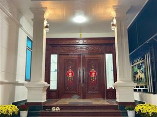 Cho thuê nhà biệt thự mới 4pn thành phố bắc ninh