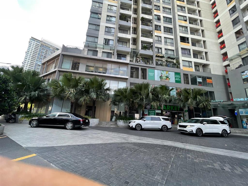 Cần bán shophouse masteri an phú p. thảo điền, dtxd 170m2 1t3l giá 28 tỷ còn tl.  0906 908 ***