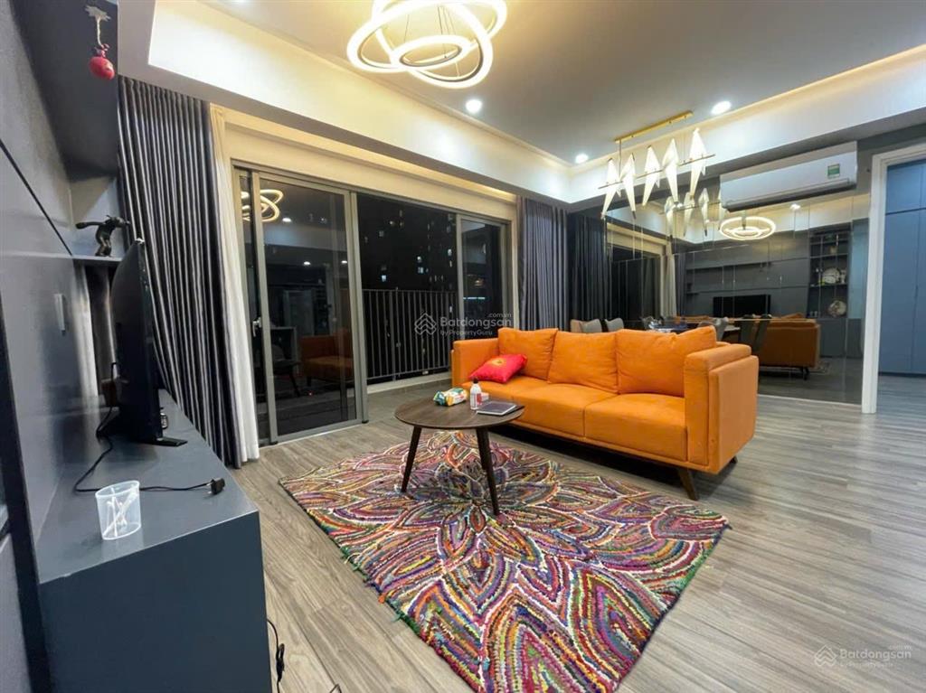 Chủ gửi cho thuê nhanh căn hộ masteri thảo điền, 3pn full nội thất, view landmark giá 29tr/th