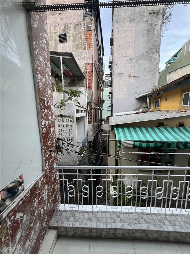 Cho thuê nhà nguyên căn đường đỗ quang đẩu, quận 1