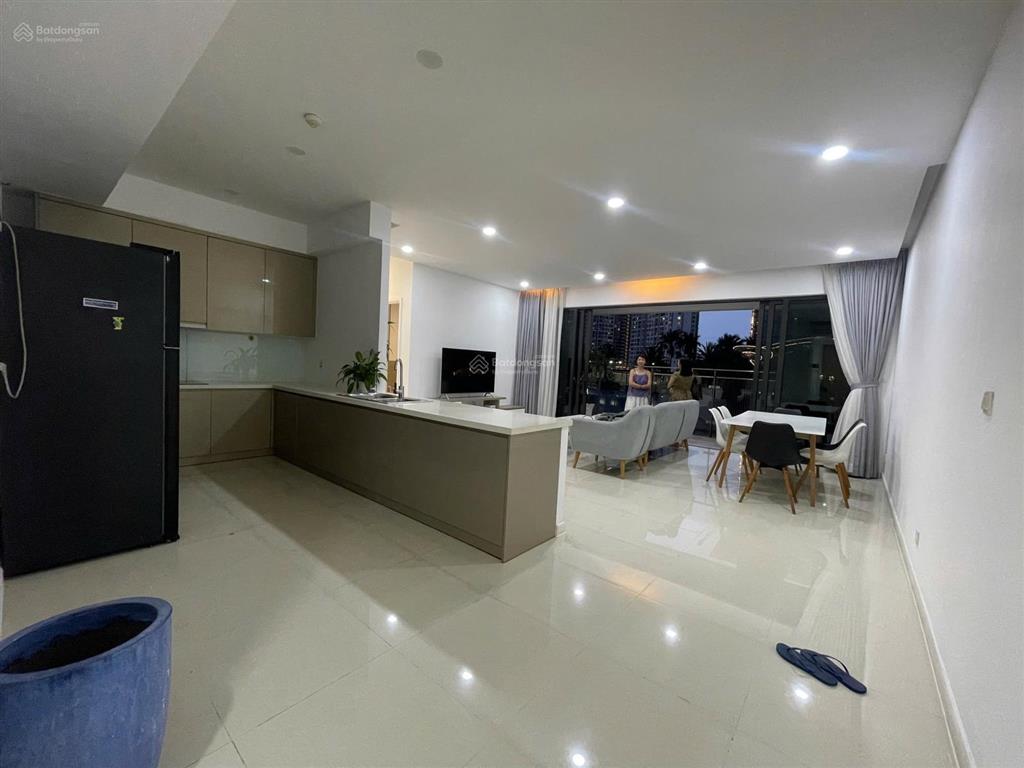 Cho thuê estella heights căn góc 3pn view hồ bơi