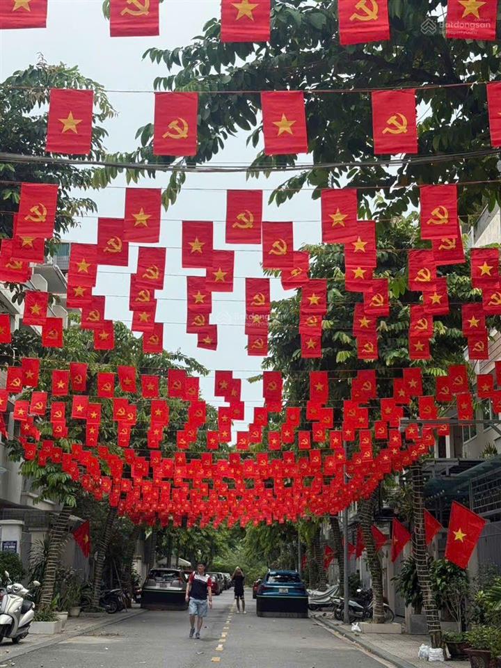 Chính chủ bán nhà lk kđt an hưng. 2x tỷ