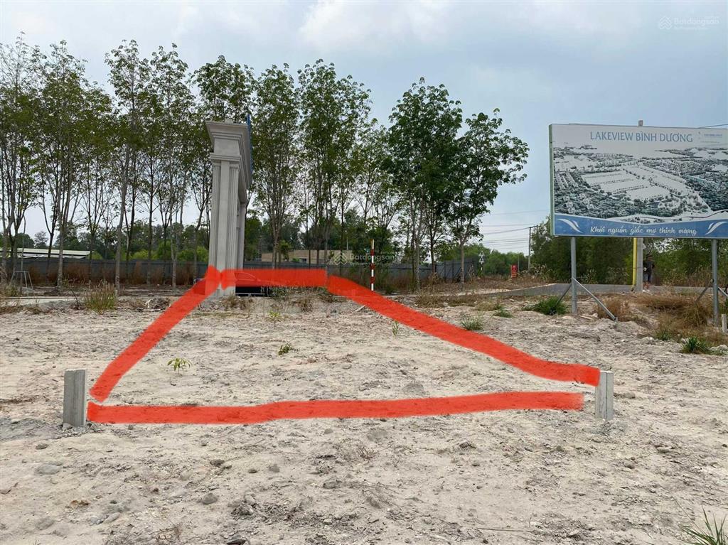 Đất full thổ kcn đất cuốc  vsip 3 mặt tiền view hồ tại bắc tân uyên  hồ chí minh