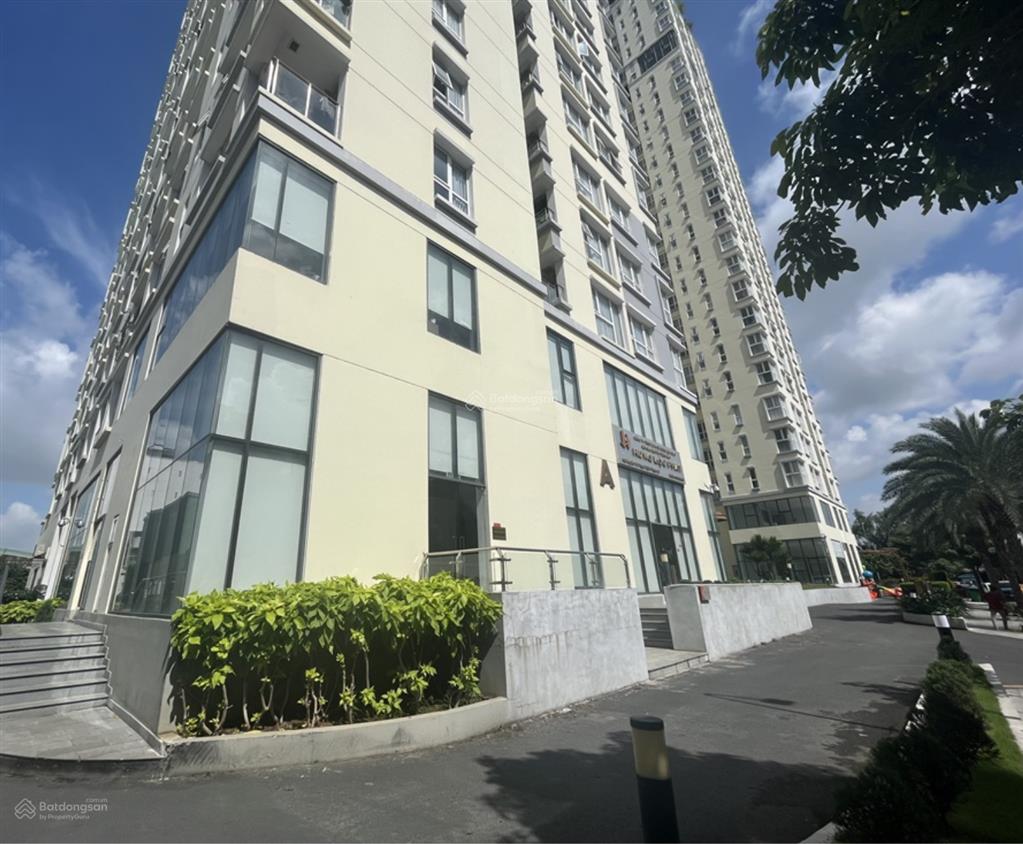 361,4m2 góc 2 mt  2 tầng shophouse the golden star  block a  chỉ 3x tỷ  không có căn thứ 2