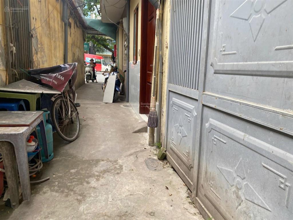 Mảnh đất phố kim mã ba đình 45m2 mặt tiền 4,5m ngõ thông cách phố 30m xây lên cực hot