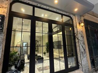 Có tiền mua nhà ba đình mà vẫn phải gửi xe ngoài? căn này giải quyết đúng nỗi đau đó