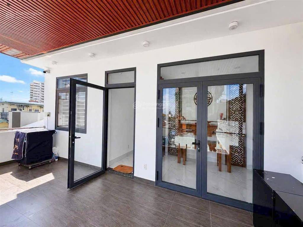 Cho thuê nhà nguyên căn tại tú xương, 15 triệu, 80 m2, 4pn, 5wc, giá siêu hời