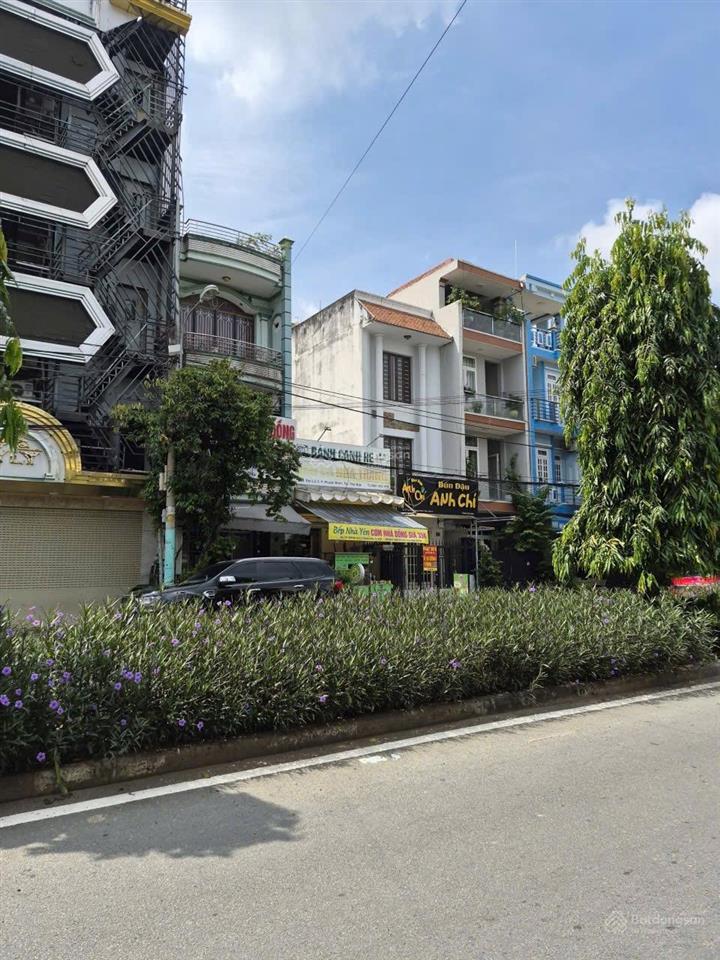 Nhà mặt tiền đại lộ 2, phước long, ngang 4x23m giá bán 12 tỷ (thương lượng mạnh)