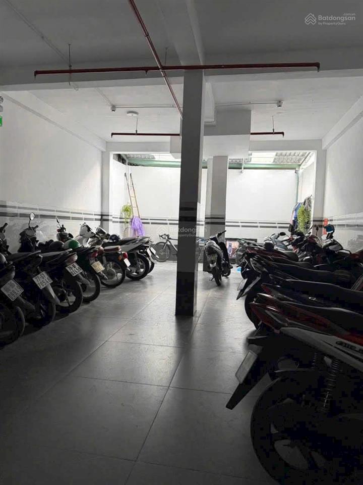Bán chdv diện tích 6 x 25 = 150m2, 5 tầng, tổng 34 phòng (dòng tiền 150tr/tháng). giá bán 19,5 tỷ