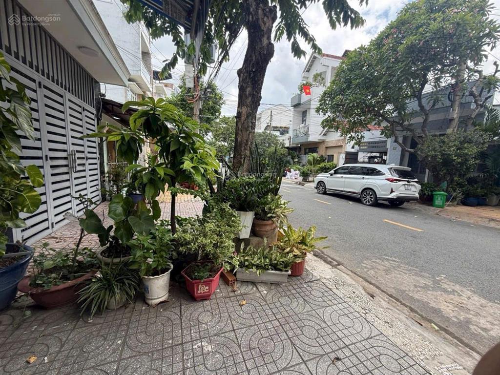 Giá tốt! mặt tiền đường 14 phước bình, ngang 4x22m gần ngã tư đường 17 giá bán 8tỷ350