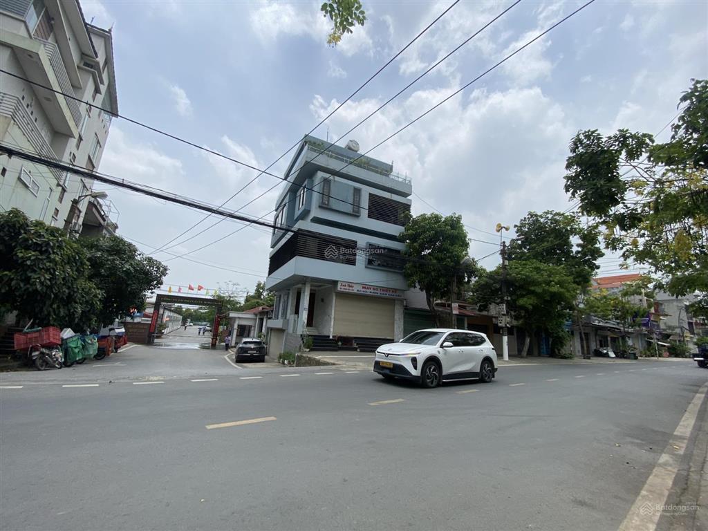 Bán nhà 3 tầng mặt phố đào cam mộc, uy nỗ, đông anh. trước cổng cty giầy da. kinh doanh sầm uất
