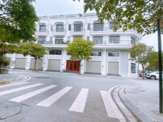 Chính chủ cần bán shophouse dự án 319, uy nỗ đông anh. view quảng trường. giá 11 tỷ