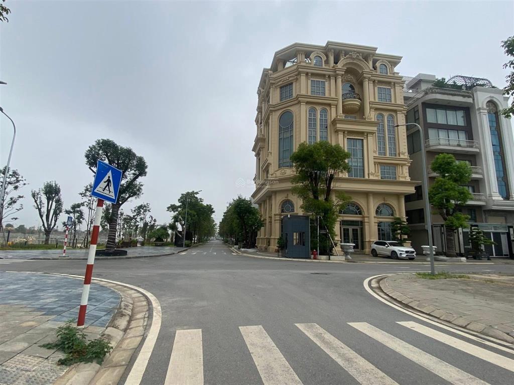 Đất vip vườn đào đông anh. chủ đang cần bán gửi giá rẻ hơn khu vực đến vài chục triệu mét