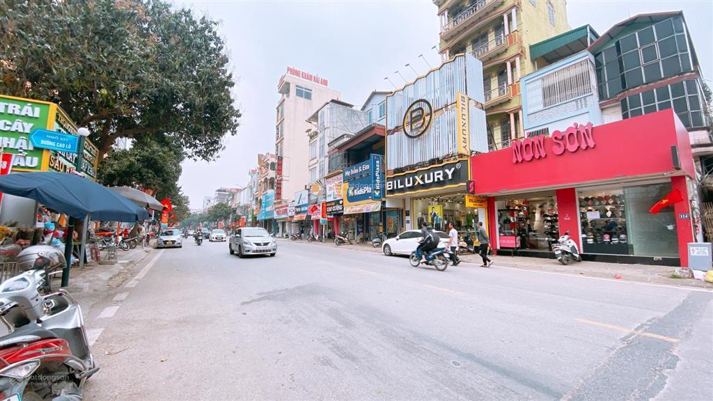 Bán nhà phố trung tâm thương mại cao lỗ, đông anh. đối diện chợ tó. giá 15,5 tỷ cực tốt cho quý vị