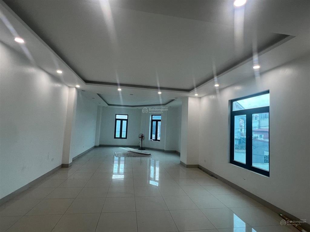 Bán nhanh toà nhà 5 tầng  đấu giá thư lâm (đông anh), hà nội. lô góc ô tô tránh. giá 8 tỷ