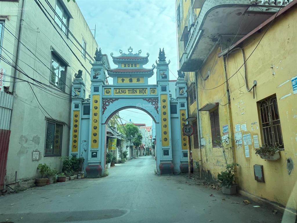 Nhà đẹp tiên hội, đông anh sát vách vin  ô tô nhỏ vào nhà  giá 5,8 tỷ có thương lượng