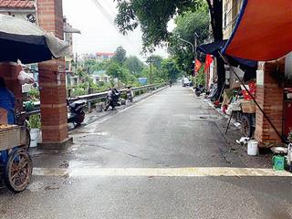 Bán nhà lô góc ôtô tránh  tổ 17 tt đông anh  giá 60tr/m2 còn thương lượng