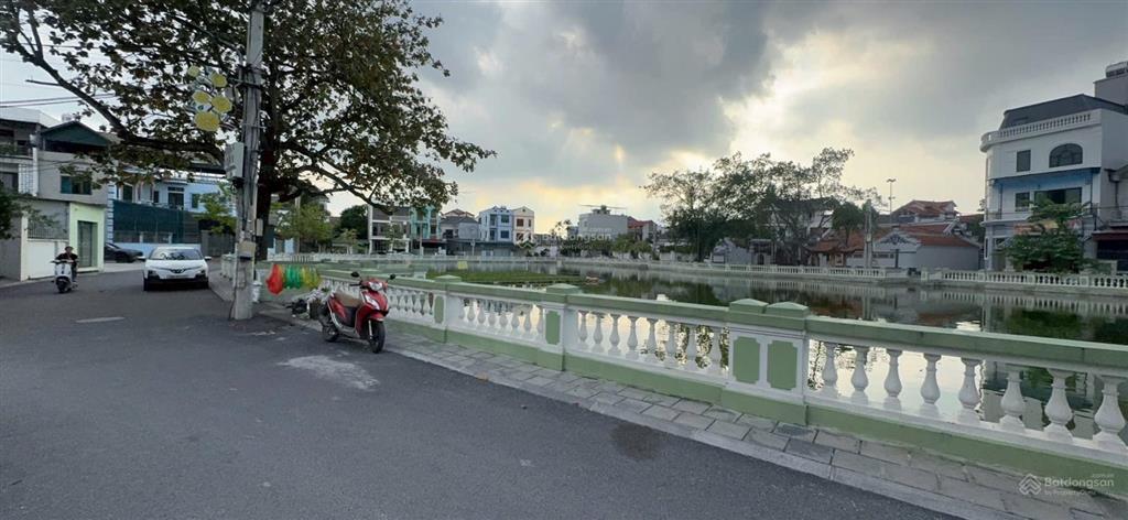 Bán lô góc việt hùng, đông anh. view như hồ tây  ô tô tránh  giá 6,8 tỷ