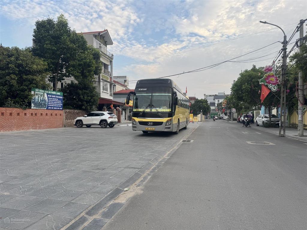 Bán nhanh 65m đất xóm trong, uy nỗ, đông anh  giá 4,3 tỷ  ô tô ngủ trong đất