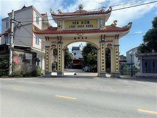 Bán nhà đẹp vân hà, thư lâm giá chỉ 35 tr/m2. vài bước chân ra hồ điều hoà
