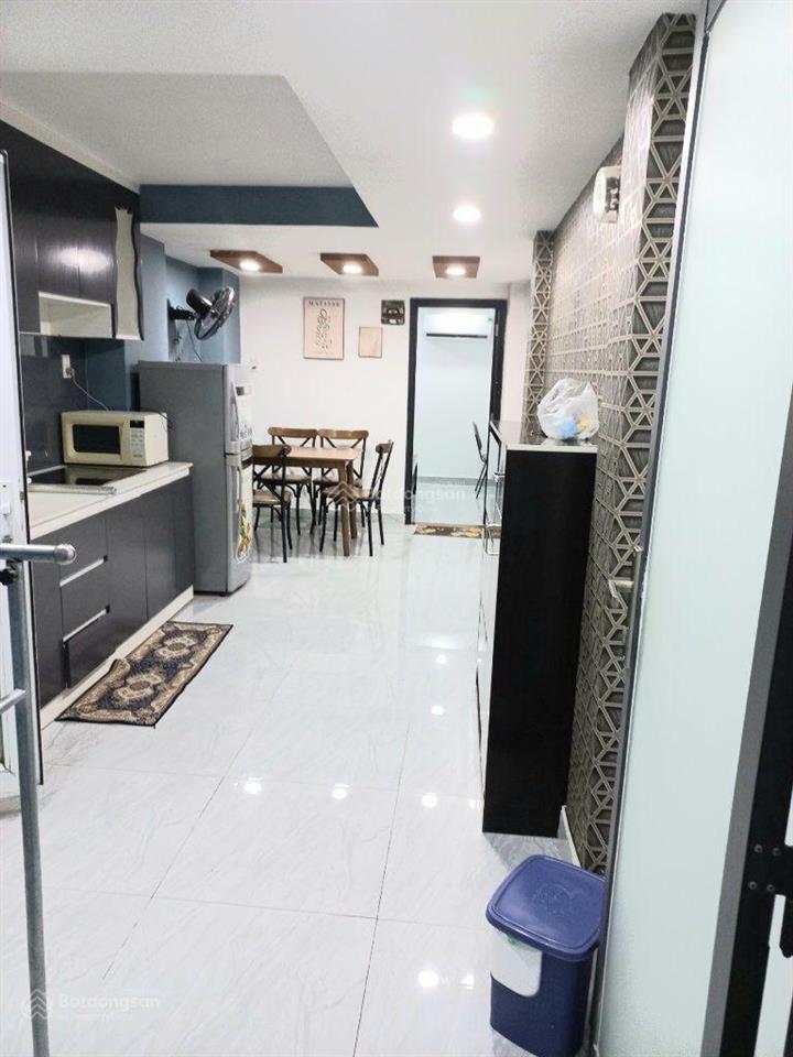C.h.d.v 50m2*3 lầu gồm 7 phòng full nội thất, sẵn nguồn thu 40tr mỗi tháng, gần chợ phạm văn hai