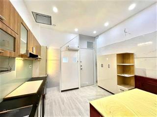 Vòng xoay lê đại hành  1p tới đh bách khoa  5tầng,6phòng khép kín full nội thất,thu nhập 6tr/p/th