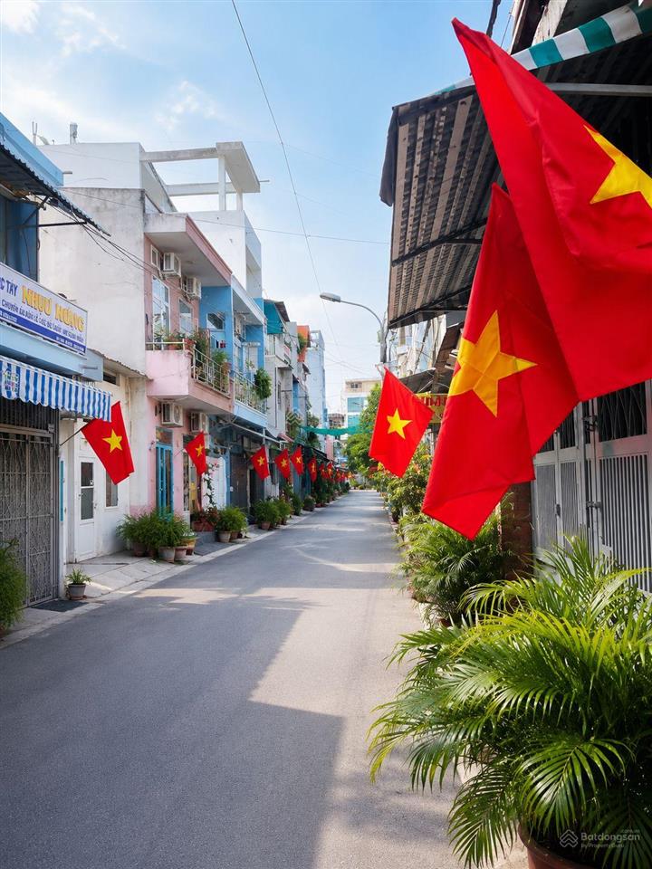 2 xe hơi né nhau gần aeon sơn kỳ sẵn nguồn thu 25tr. (420) nhà 95m2, 1 trệt 1 lầu, 3pn